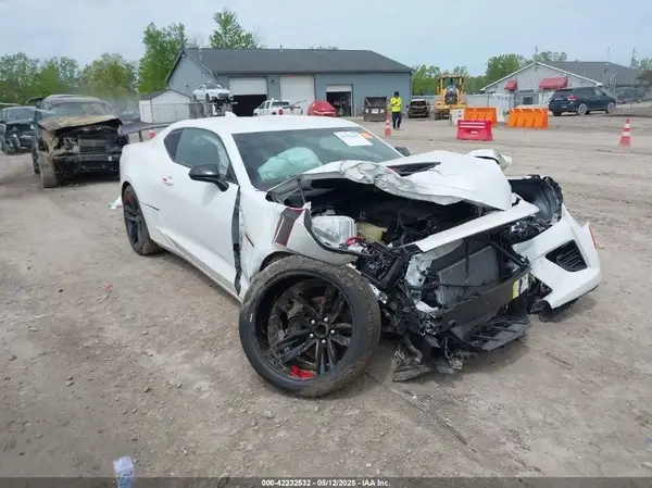 1G1FH1R77J0184548 2018 CHEVROLET CAMARO - Image 1