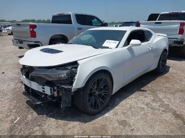 1G1FH1R77M0139162 2021 CHEVROLET CAMARO - Image 2