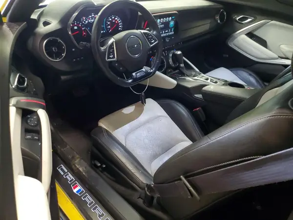 1G1FH1R78H0104121 2017 CHEVROLET CAMARO - Image 8