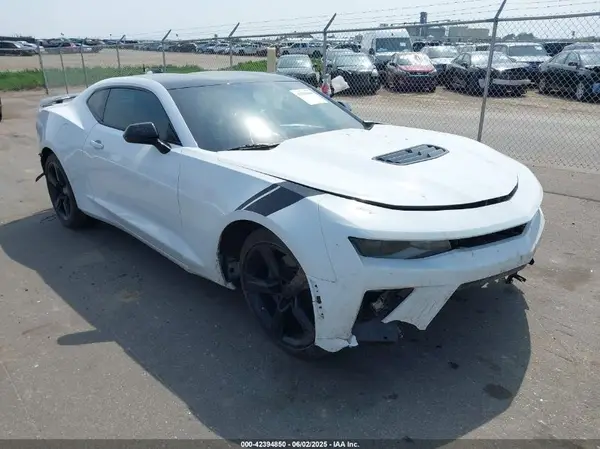 1G1FH1R78J0136427 2018 CHEVROLET CAMARO - Image 1