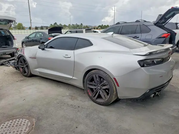 1G1FH1R78J0136962 2018 CHEVROLET CAMARO - Image 2