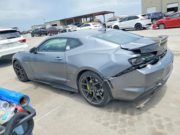1G1FH1R78L0139413 2020 CHEVROLET CAMARO - Image 2