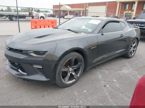 1G1FH1R79H0168121 2017 CHEVROLET CAMARO - Image 2
