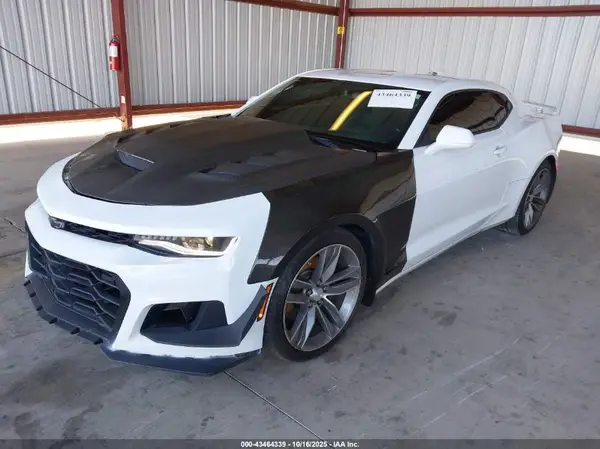 1G1FH1R79J0146058 2018 CHEVROLET CAMARO - Image 2