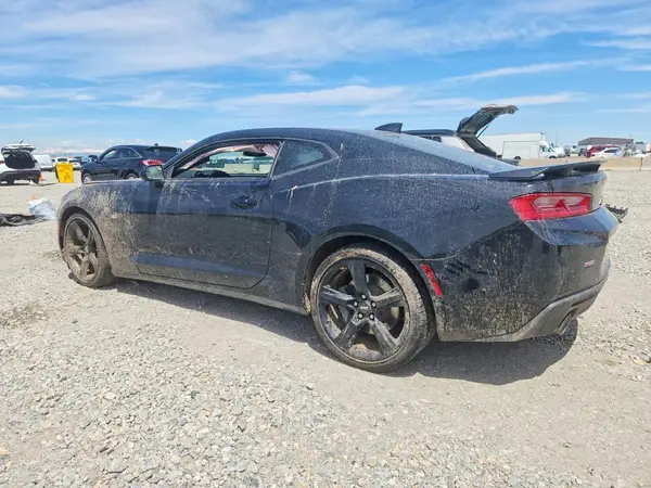 1G1FH1R79J0161885 2018 CHEVROLET CAMARO - Image 2