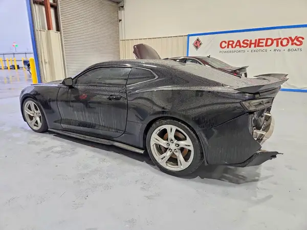 1G1FH1R7XJ0151365 2018 CHEVROLET CAMARO - Image 2