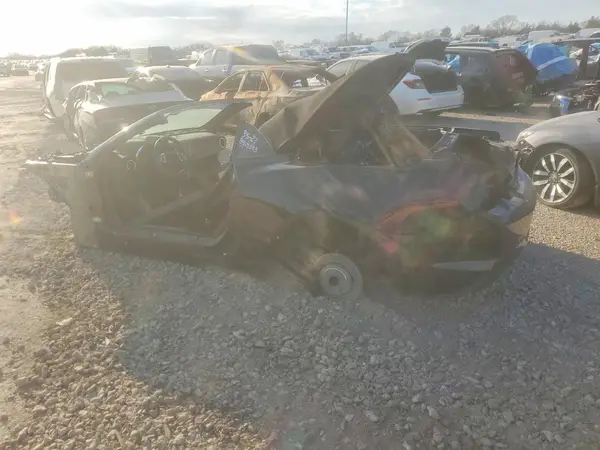 1G1FH3D70K0139763 2019 CHEVROLET CAMARO - Image 2