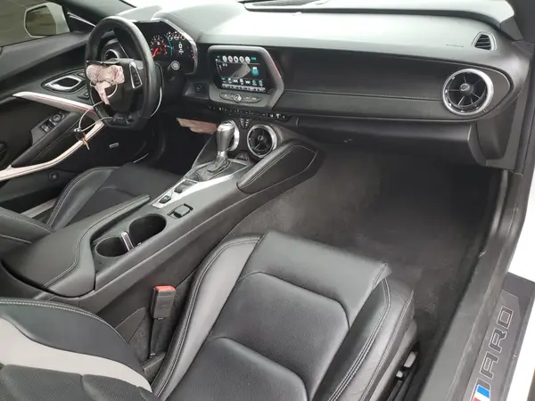 1G1FH3D75H0149018 2017 CHEVROLET CAMARO - Image 8