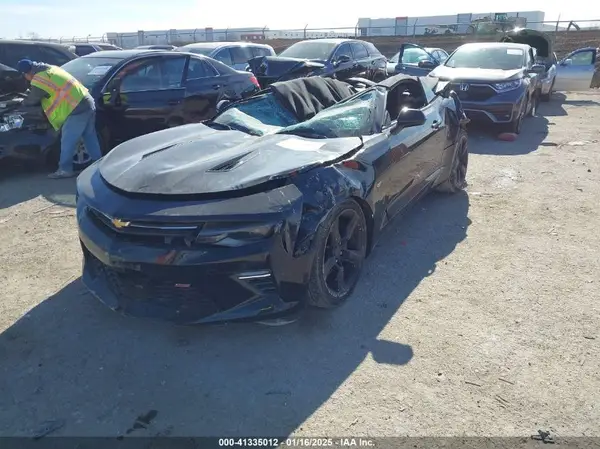 1G1FH3D75J0172434 2018 CHEVROLET CAMARO - Image 2