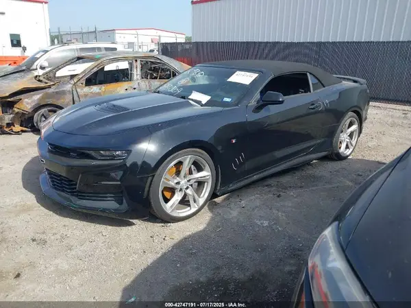 1G1FH3D7XK0115647 2019 CHEVROLET CAMARO - Image 2