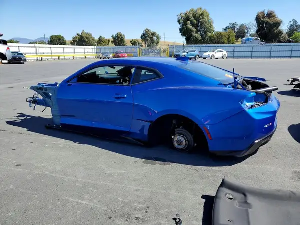 1G1FJ1R60J0113395 2018 CHEVROLET CAMARO - Image 2