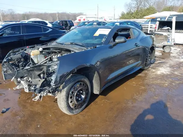 1G1FJ1R62J0106349 2018 CHEVROLET CAMARO - Image 2