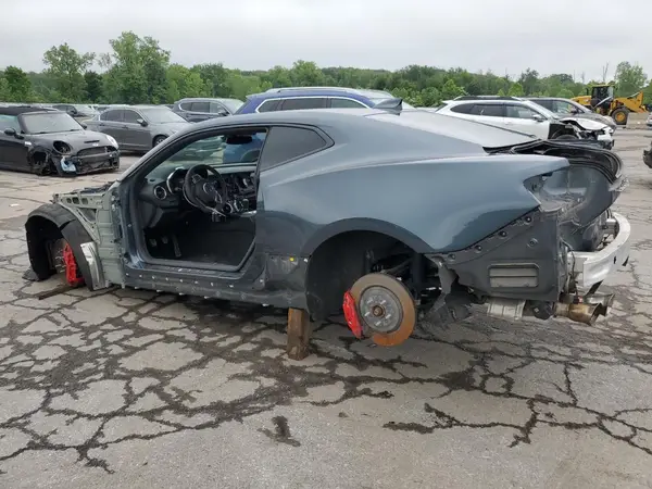 1G1FJ1R62K0149168 2019 CHEVROLET CAMARO - Image 2