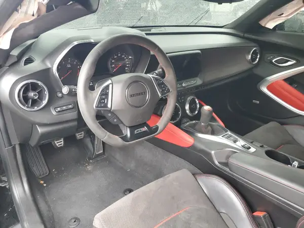 1G1FJ1R64K0127205 2019 CHEVROLET CAMARO - Image 8