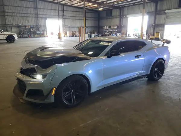 1G1FJ1R65J0165704 2018 CHEVROLET CAMARO - Image 1