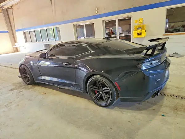 1G1FJ1R65J0183152 2018 CHEVROLET CAMARO - Image 2