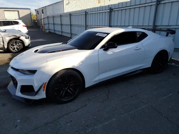 1G1FJ1R66J0162715 2018 CHEVROLET CAMARO - Image 1