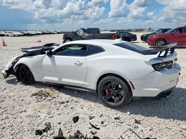 1G1FJ1R67K0137680 2019 CHEVROLET CAMARO - Image 2