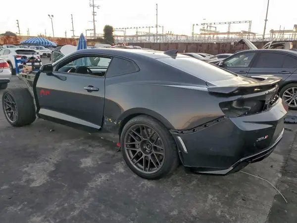 1G1FJ1R69J0146430 2018 CHEVROLET CAMARO - Image 2