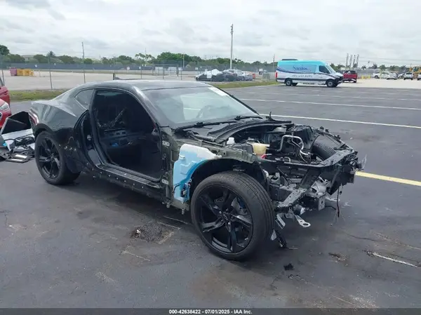 1G1FK1R62J0161185 2018 CHEVROLET CAMARO - Image 1
