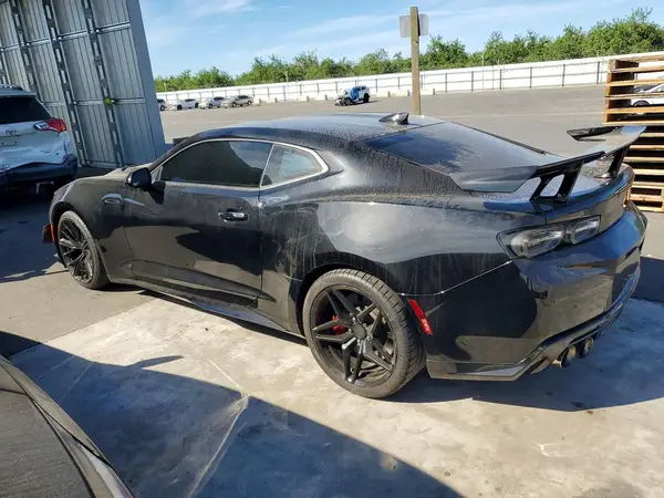1G1FK1R63J0188802 2018 CHEVROLET CAMARO - Image 2