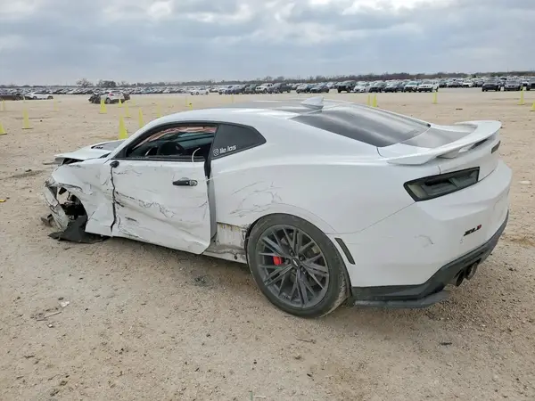 1G1FK1R65H0204637 2017 CHEVROLET CAMARO - Image 2
