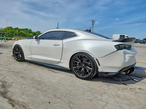 1G1FK1R65J0126205 2018 CHEVROLET CAMARO - Image 2