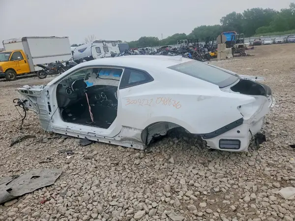 1G1FK1R67J0122768 2018 CHEVROLET CAMARO - Image 2
