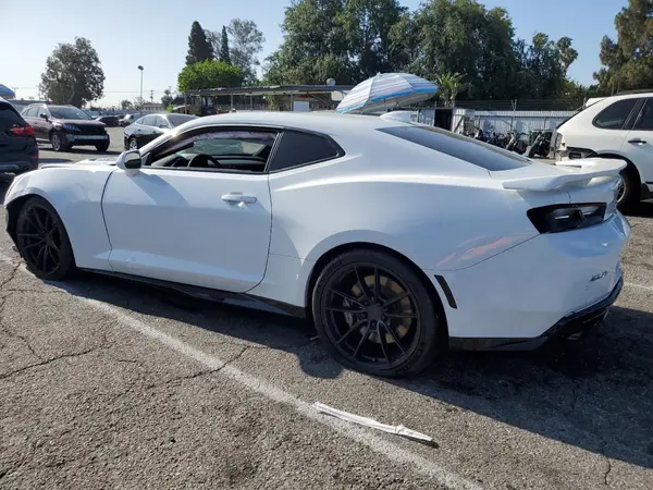 1G1FK1R67J0155110 2018 CHEVROLET CAMARO - Image 2