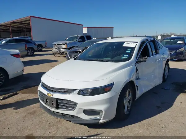 1G1ZB5ST0JF120359 2018 CHEVROLET MALIBU - Image 2