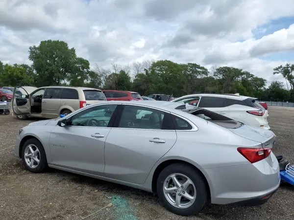 1G1ZB5ST0JF131958 2018 CHEVROLET MALIBU - Image 2