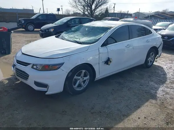 1G1ZB5ST0JF188564 2018 CHEVROLET MALIBU - Image 2