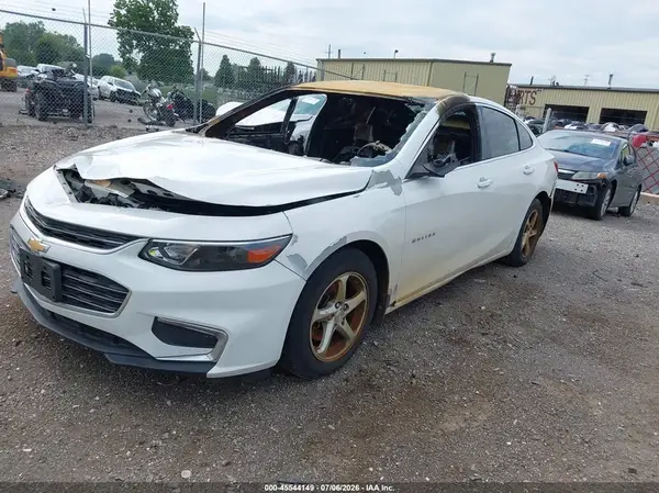 1G1ZB5ST0JF282671 2018 CHEVROLET MALIBU - Image 2