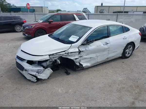 1G1ZB5ST0JF288213 2018 CHEVROLET MALIBU - Image 2