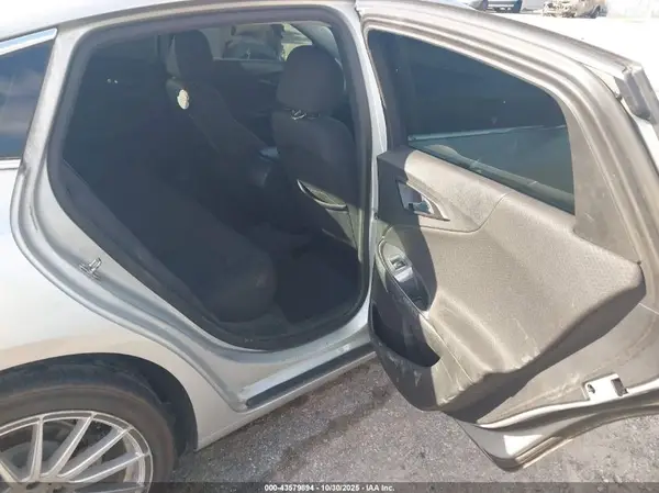 1G1ZB5ST0KF223749 2019 CHEVROLET MALIBU - Image 8