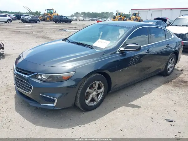 1G1ZB5ST1HF102219 2017 CHEVROLET MALIBU - Image 2