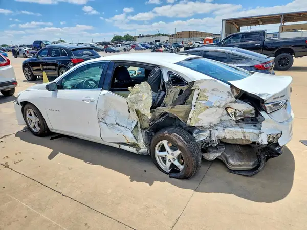 1G1ZB5ST1HF134703 2017 CHEVROLET MALIBU - Image 2