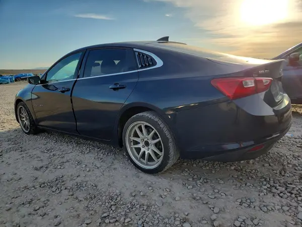 1G1ZB5ST1HF137066 2017 CHEVROLET MALIBU - Image 2