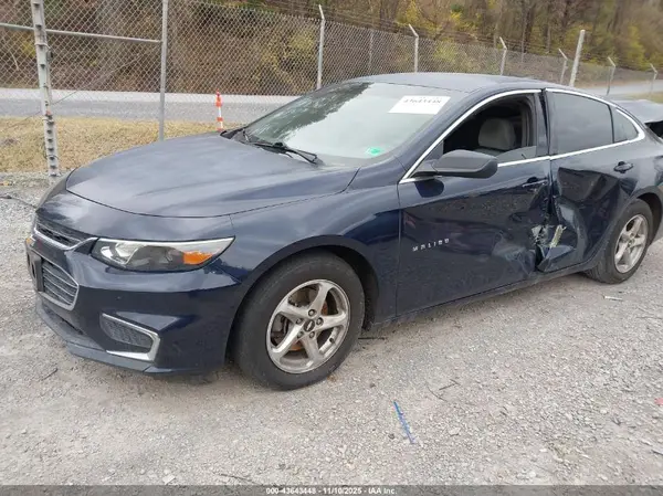 1G1ZB5ST1HF233019 2017 CHEVROLET MALIBU - Image 2