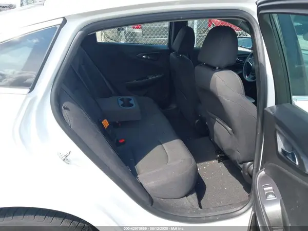 1G1ZB5ST1HF250323 2017 CHEVROLET MALIBU - Image 8