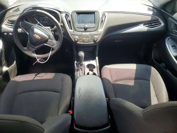 1G1ZB5ST1HF279708 2017 CHEVROLET MALIBU - Image 8