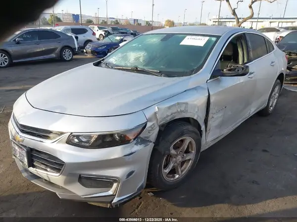 1G1ZB5ST1JF149983 2018 CHEVROLET MALIBU - Image 2