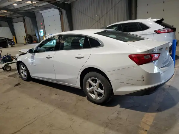 1G1ZB5ST1JF155458 2018 CHEVROLET MALIBU - Image 2