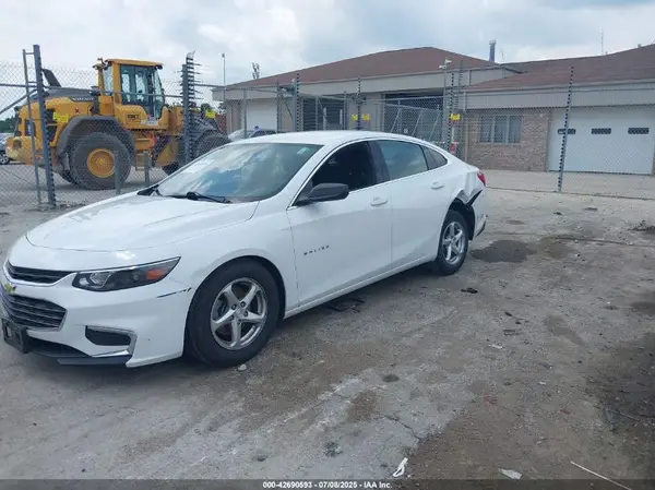 1G1ZB5ST1JF175628 2018 CHEVROLET MALIBU - Image 2