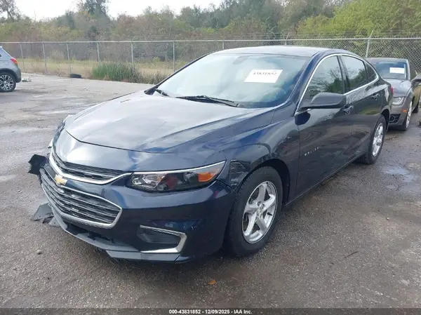1G1ZB5ST1JF207557 2018 CHEVROLET MALIBU - Image 2
