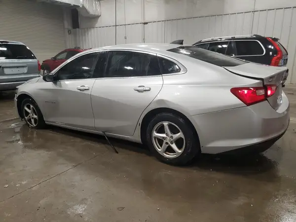 1G1ZB5ST1JF228389 2018 CHEVROLET MALIBU - Image 2