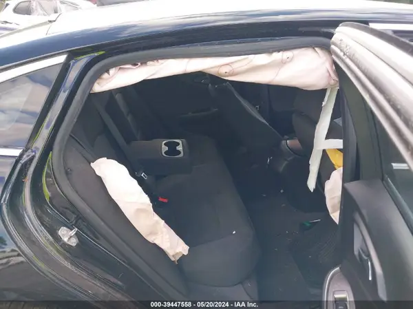 1G1ZB5ST1JF240557 2018 CHEVROLET MALIBU - Image 8