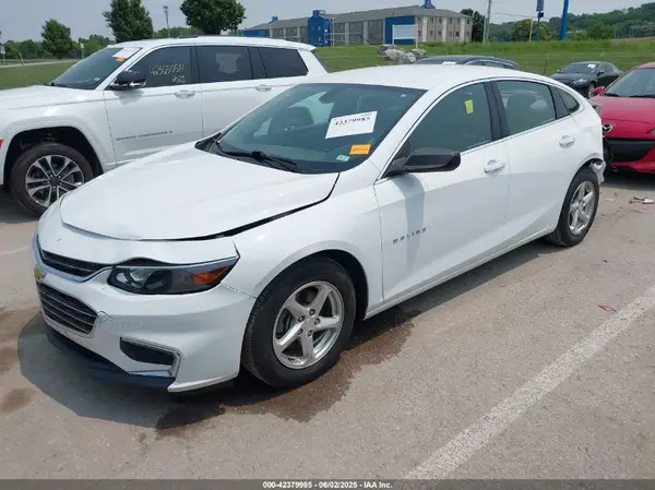 1G1ZB5ST1JF244379 2018 CHEVROLET MALIBU - Image 2