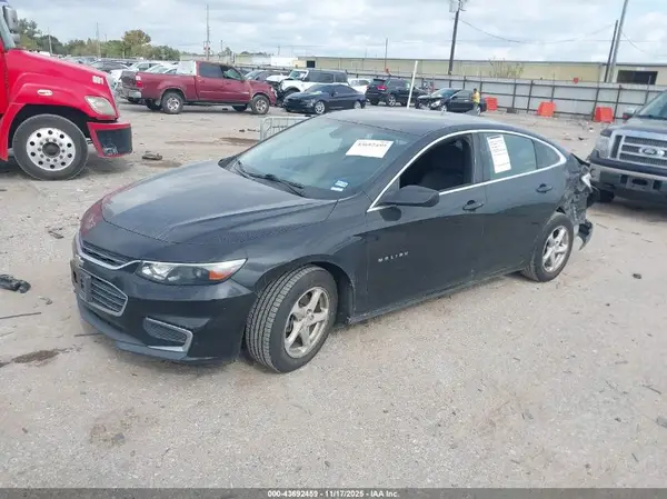 1G1ZB5ST1JF264812 2018 CHEVROLET MALIBU - Image 2