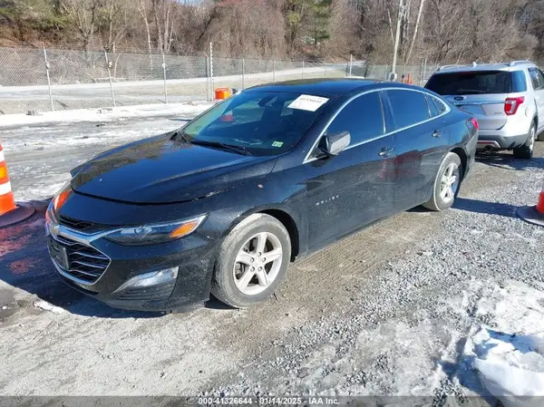 1G1ZB5ST1KF195380 2019 CHEVROLET MALIBU - Image 2